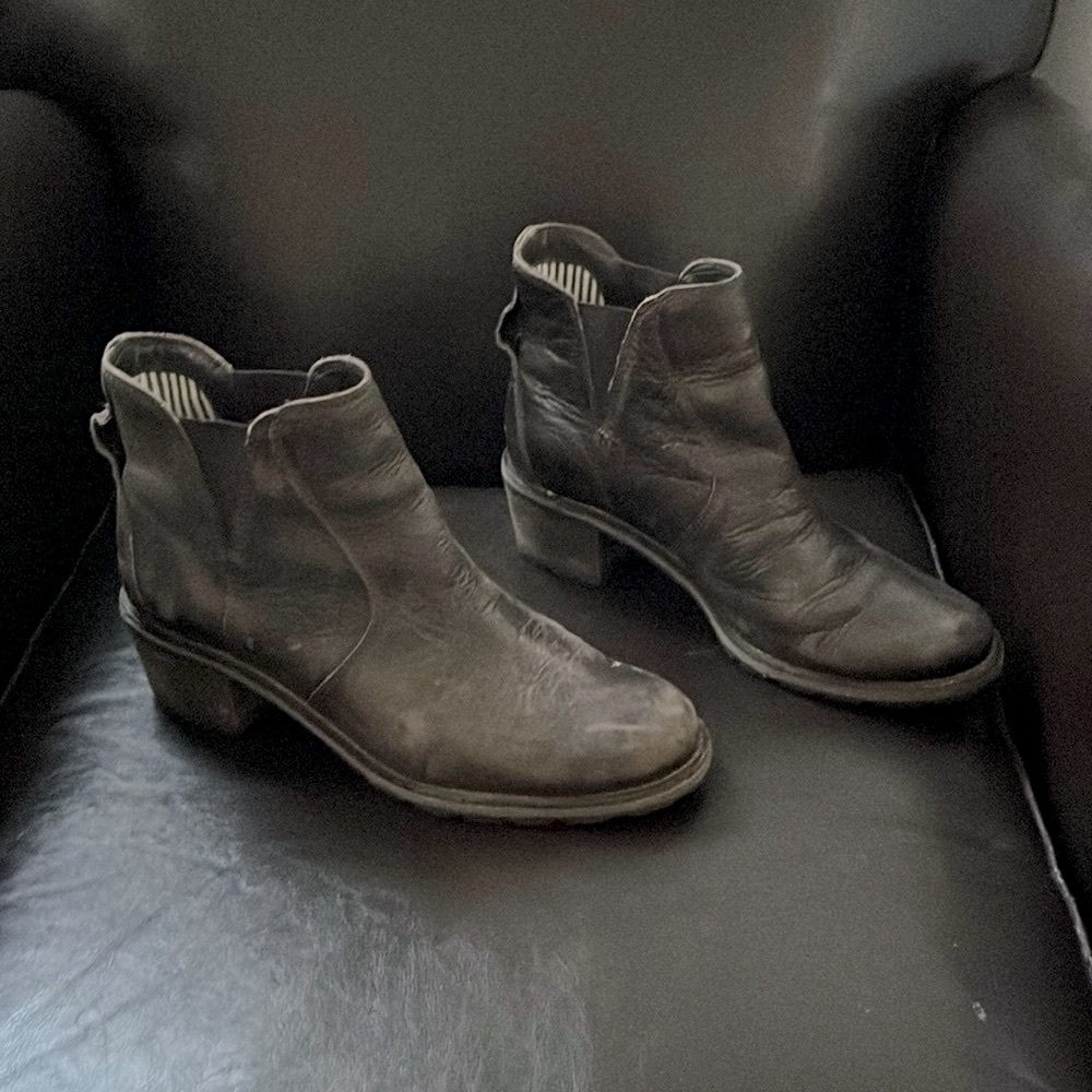 LL Bean leather ankle boots